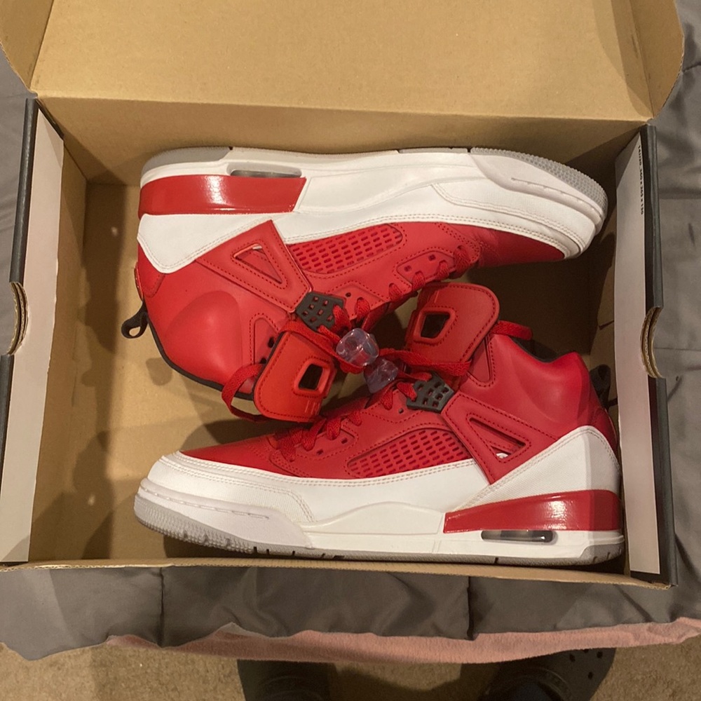 Jordan Spizike (Holiday 2017) "Gym Red"
